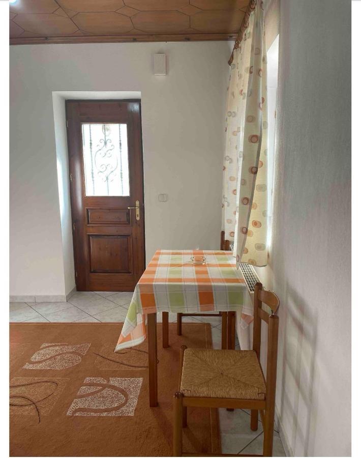 ElátiΑγναντεμα公寓式酒店 外观 照片